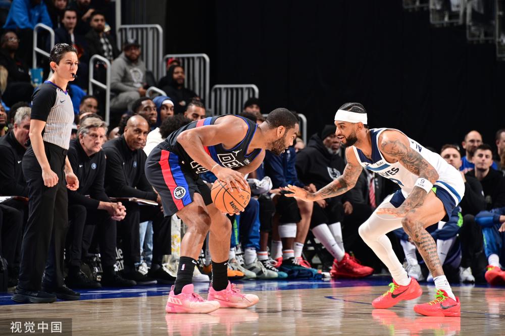 德斯和红牛 德斯和红牛