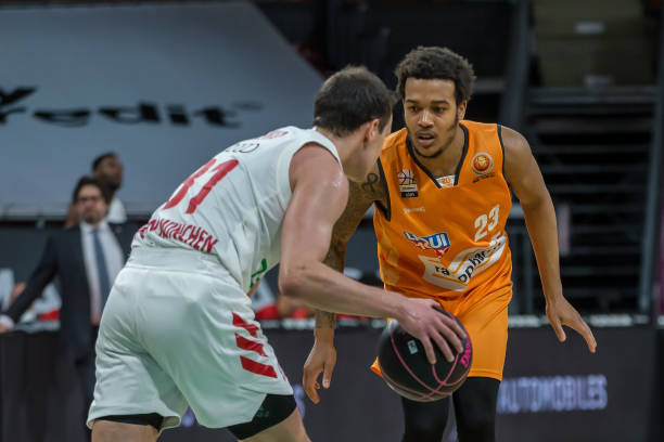 更是对所有 更是对所有